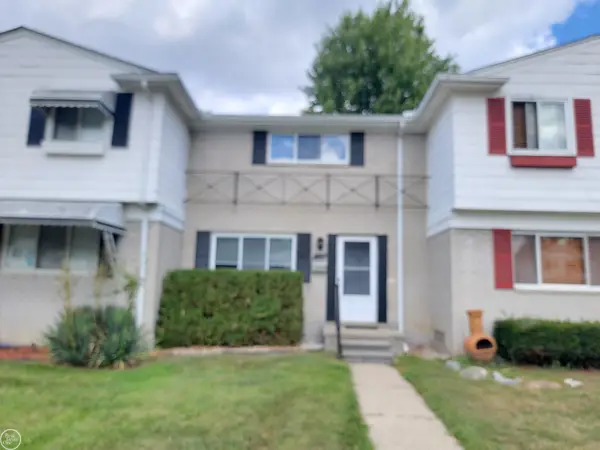 129 Parnacott DR, MtClemens, MI 48043