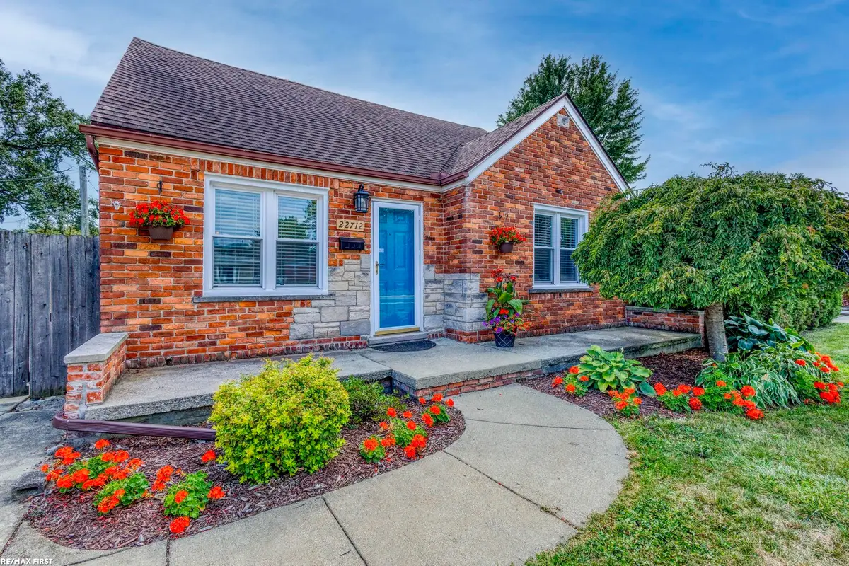 22712 Liberty ST, Saint Clair Shores, MI 48080 - #1