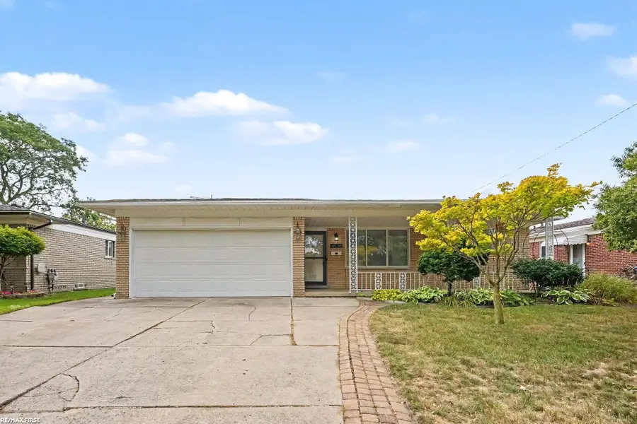 14250 IVANHOE ST, Warren, MI 48088 - #2