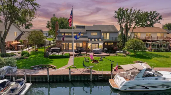 7354 Flamingo ST, Algonac, MI 48001