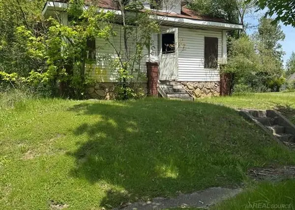 205 E Baltimore BLVD, Flint, MI 48505