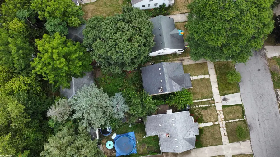 8292 BRACE ST, Detroit, MI 48228 - #3