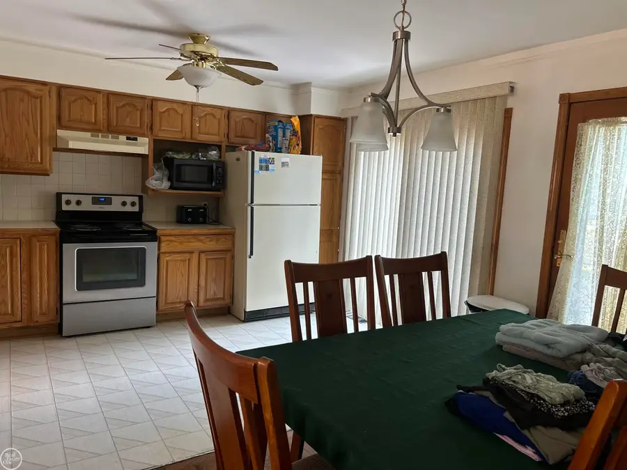 47630 winthrop ST, Shelby, MI 48317 - #3