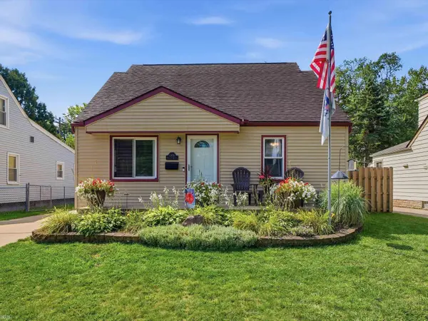 1308 Donald AVE, RoyalOak, MI 48073