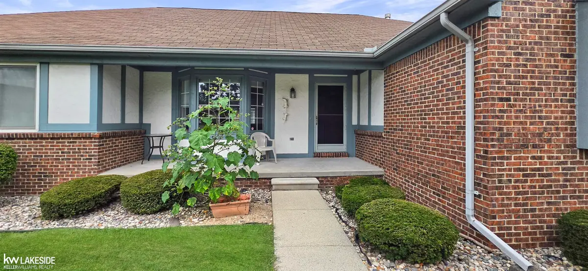 45431 Nottingham DR, Macomb, MI 48044 - #1