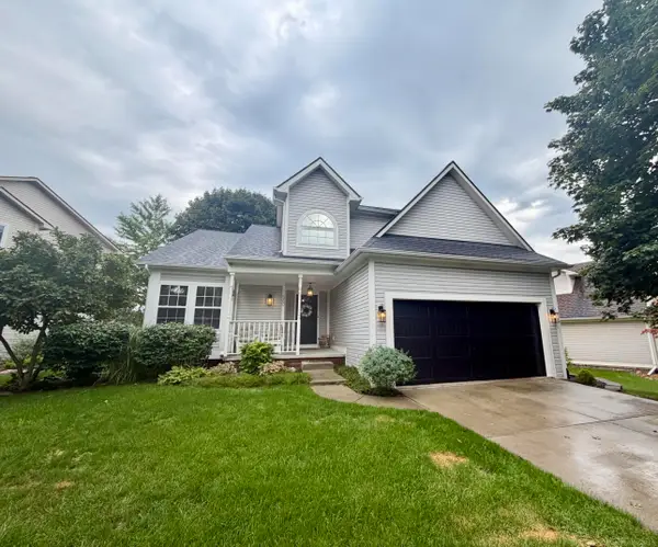 560 Thornehill TRL, Oxford, MI 48371