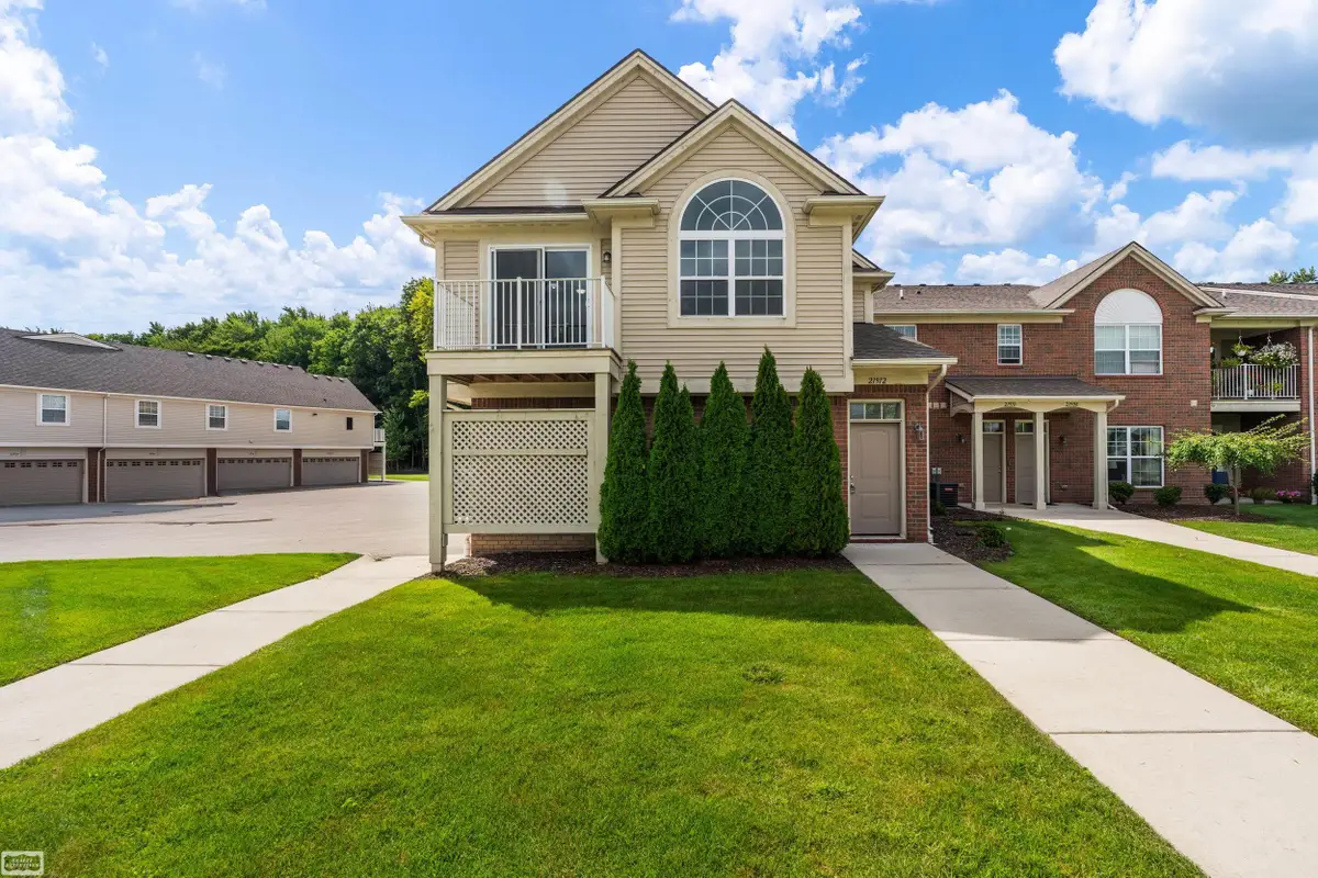 21912 Aberdeen DR, Macomb, MI 48042 - #1