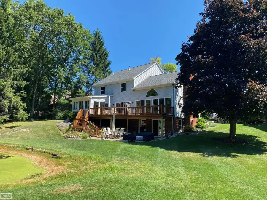 330 Brook DR, Romeo, MI 48065 - #3