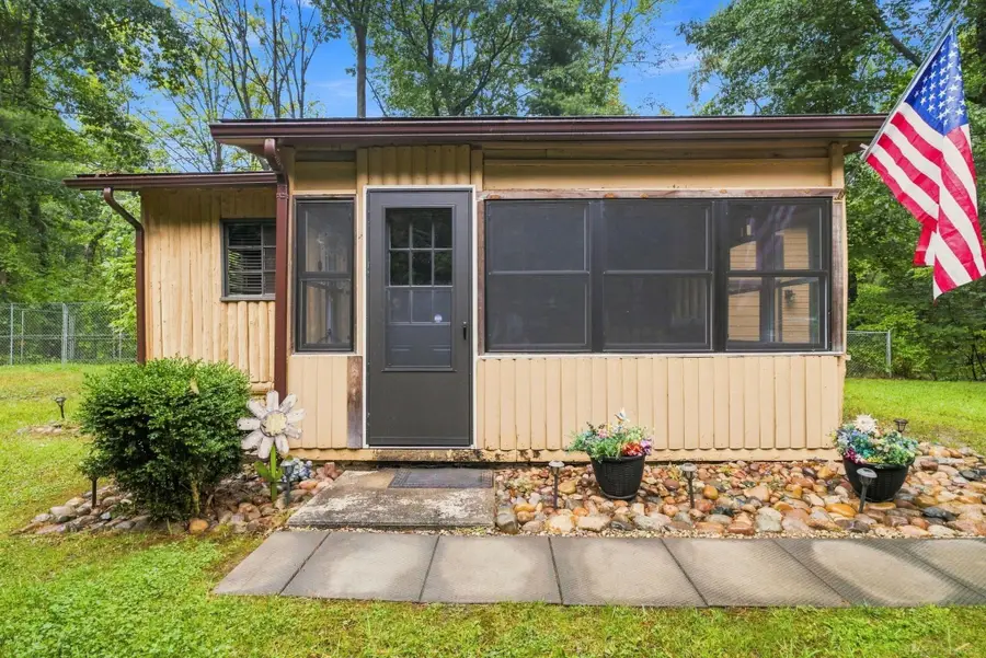 7275 Cottage LN, Lexington, MI 48450 - #2