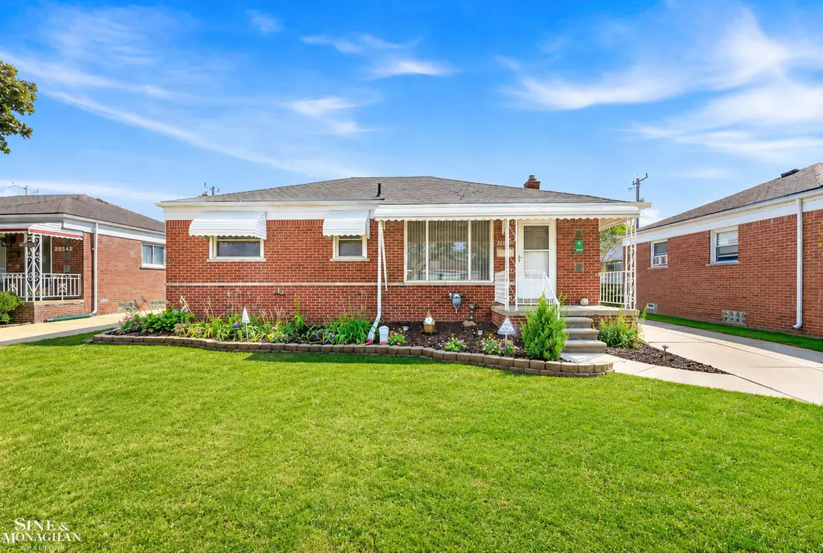 29242 Joan ST, Saint Clair Shores, MI 48081 - #1