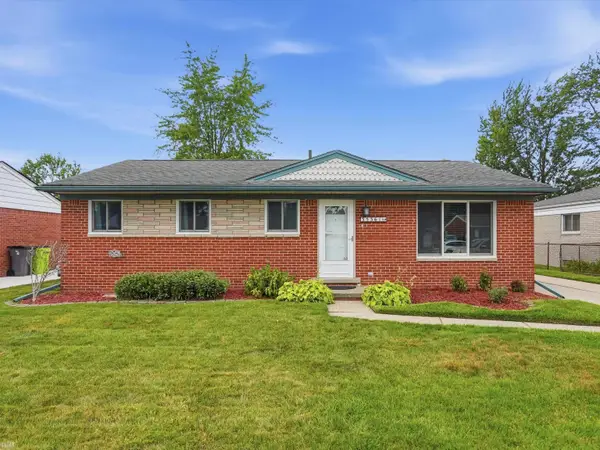 35361 Lucinda DR, ClintonTownship, MI 48035