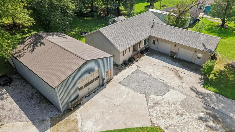 1902 Maple RD, Kimball, MI 48074 - #3
