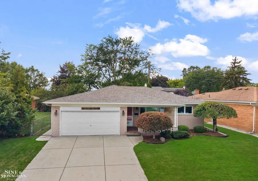 22120 Blackburn St ST, Saint Clair Shores, MI 48080 - #2