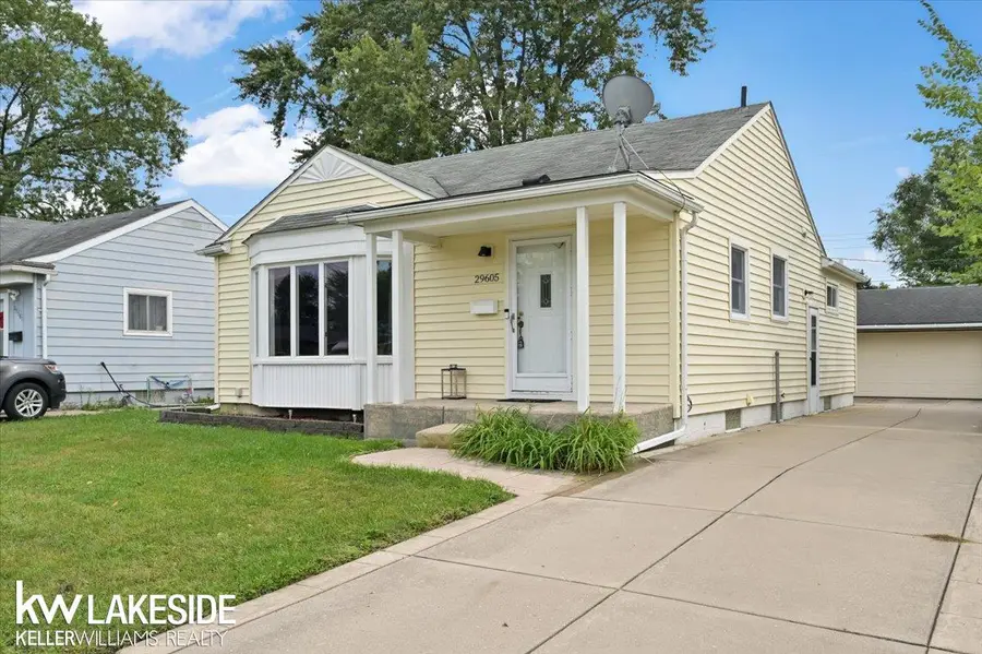 29605 Marquette ST, Garden City, MI 48135 - #3