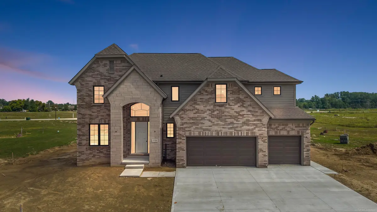 54740 Palomino DR, Shelbytwp, MI 48316 - #1