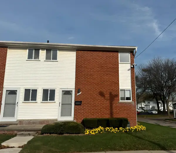 8602 Kaltz ST, CenterLine, MI 48015