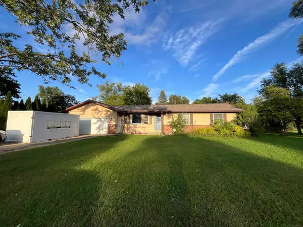 390 6th ST, CedarSprings, MI 49319