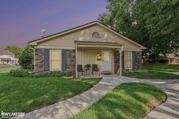 34204 Garfield CIR, Fraser, MI 48026