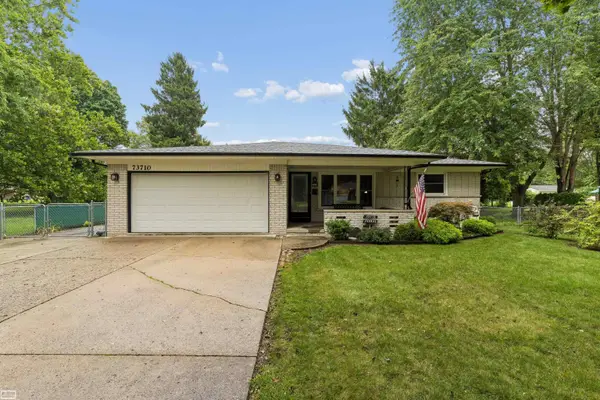73710 Floral ST, Armada, MI 48005