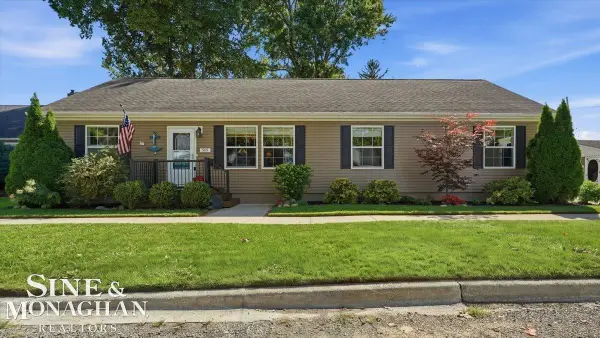 569 S Elizabeth ST, MarineCity, MI 48039