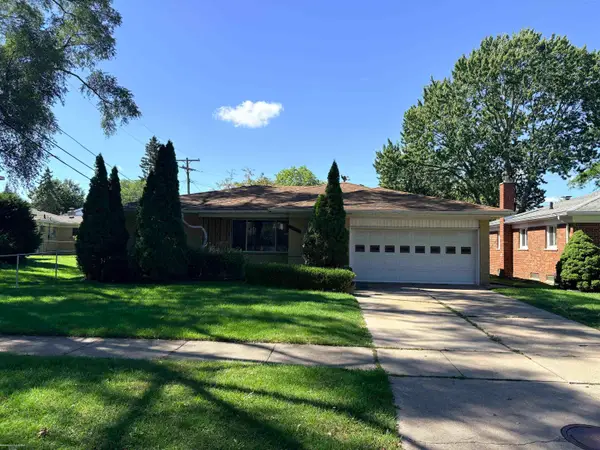 31225 Frank DR, Warren, MI 48093