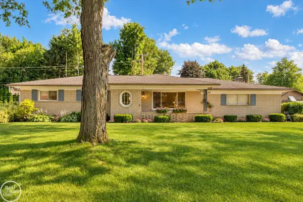 6534 Donnybrook DR, ShelbyTwp, MI 48316