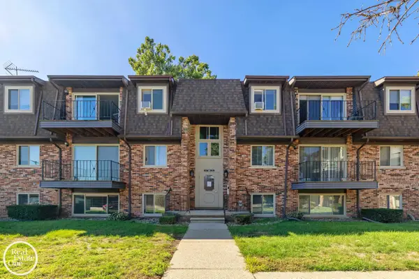 313 Riviera, StClairShores, MI 48080