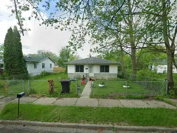 532 HARVEY AVE, Pontiac, MI 48341