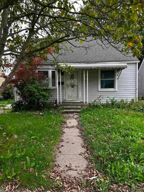28752 Maple ST, Roseville, MI 48066