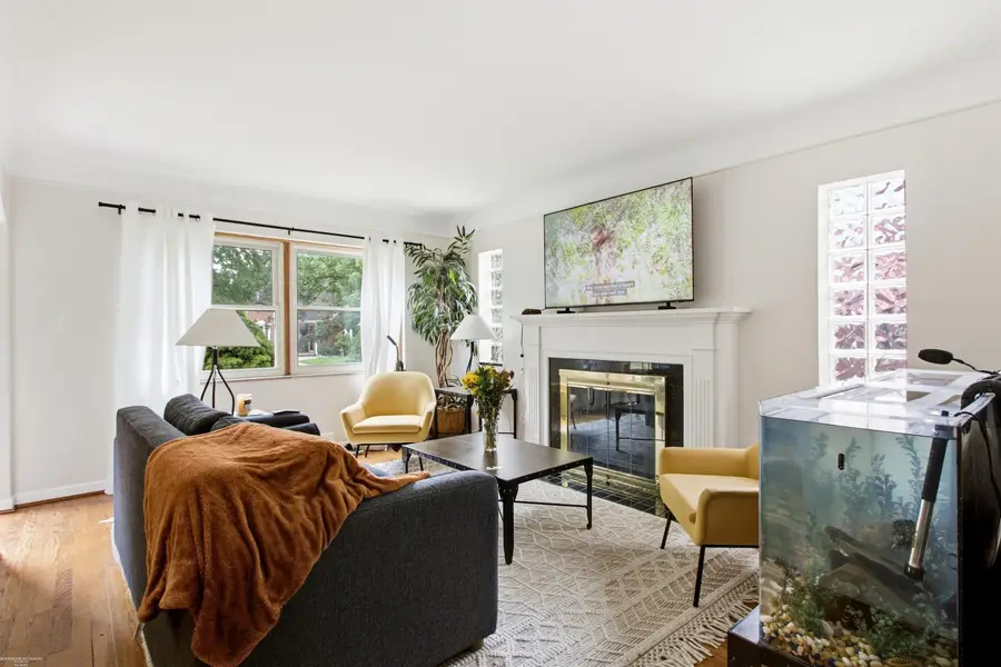 1790 Kenmore, Grosse Pointe Woods, MI 48236 - #3