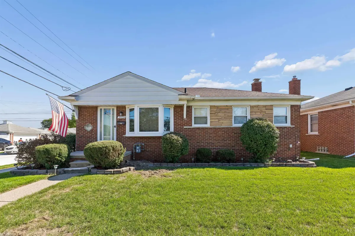 25724 Koontz ST, Roseville, MI 48066 - #1