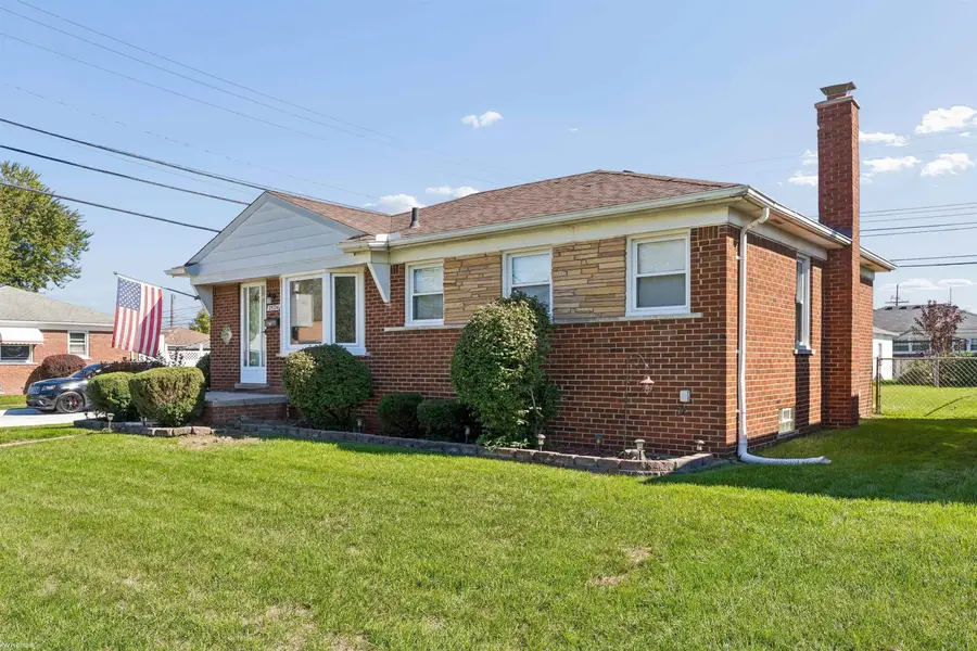 25724 Koontz ST, Roseville, MI 48066 - #3