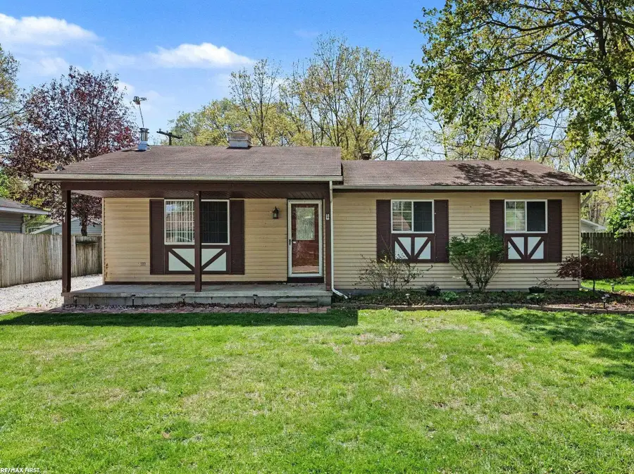371 Colonial LN, Algonac, MI 48001 - #3