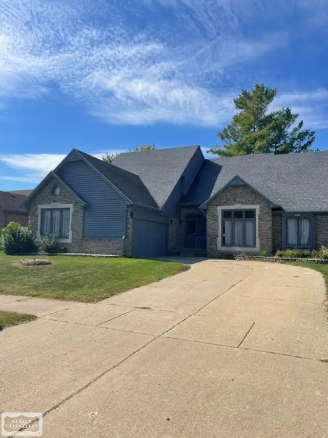 52811 Kelly ST, Macomb, MI 48042 - #1