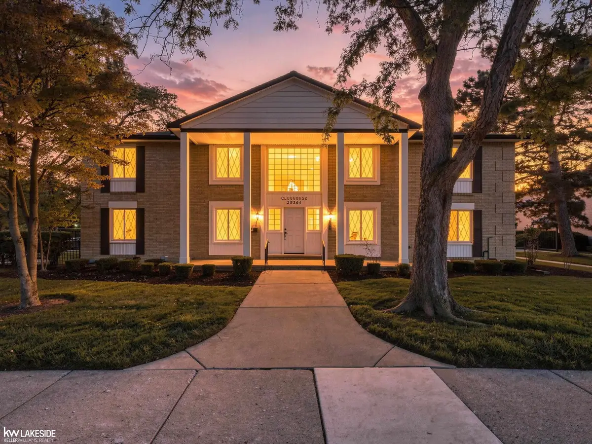 29313 Hayes RD, Warren, MI 48088 - #1