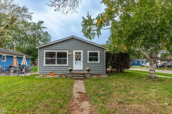 549 Edwards, Algonac, MI 48001