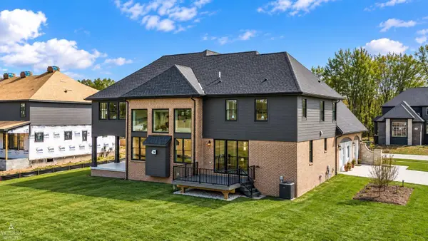 11849 Encore, ShelbyTwp, MI 48315