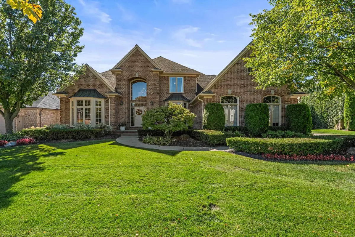 54185 Carrington DR, Shelby, MI 48316 - #1