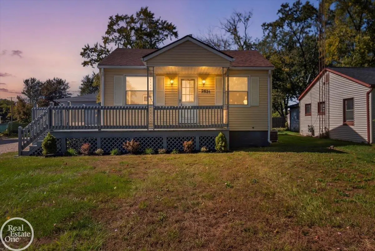 2631 24th ST, Port Huron, MI 48060 - #1