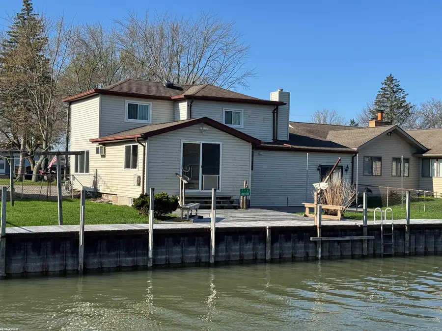 710 Ruskin AVE, Algonac, MI 48001 - #3