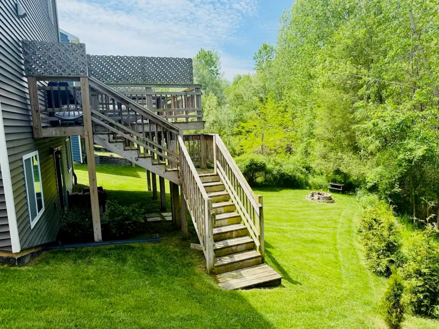 1353 Highland HL, Lowell, MI 49331 - #2