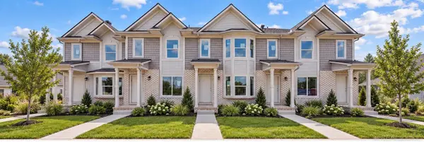 35308 Brittany DR, NewBaltimore, MI 48047