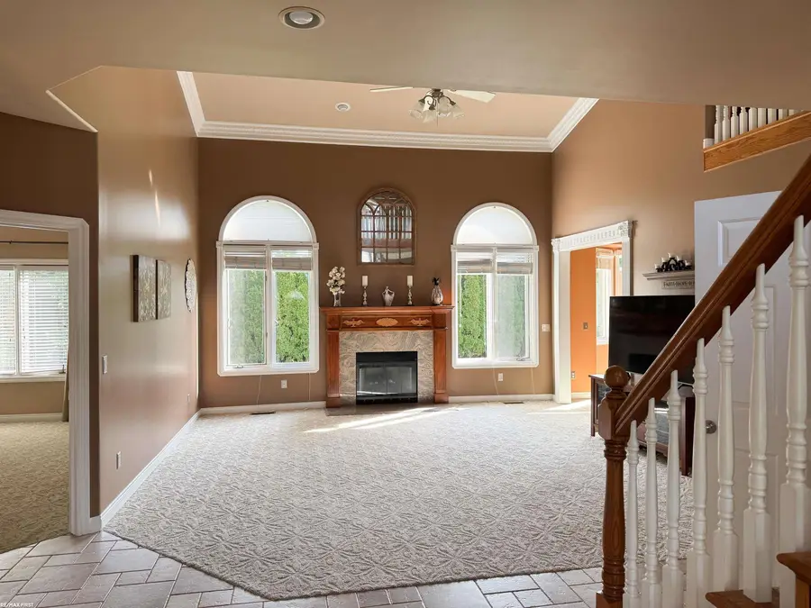 50068 Basil DR, Macomb, MI 48044 - #3