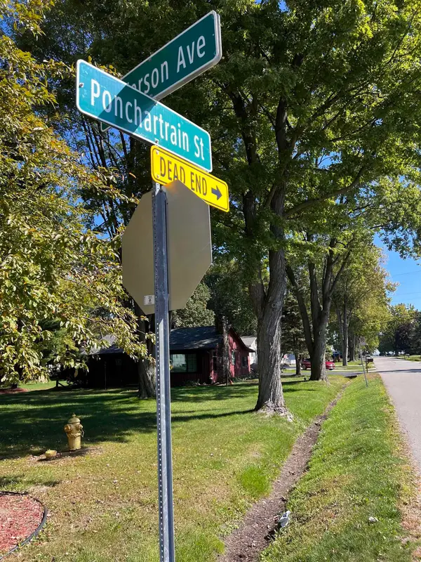 27745 Ponchartrain ST, HarrisonTownship, MI 48045