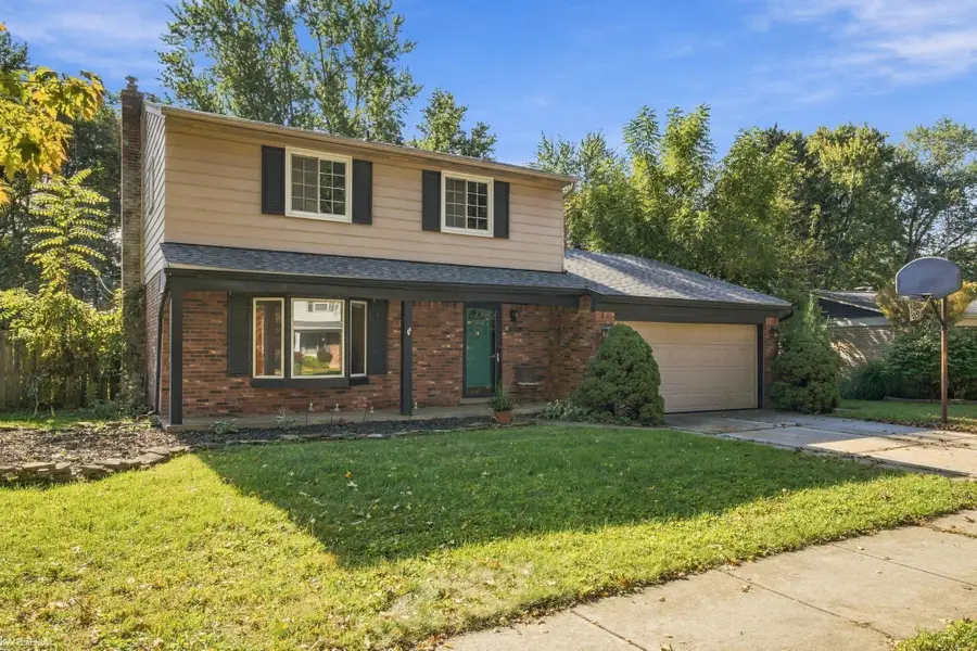 23876 Indianwood ST, Clinton Township, MI 48035 - #2