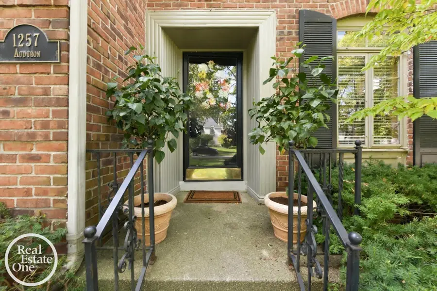 1257 Audubon RD, Grosse Pointe Park, MI 48230 - #2