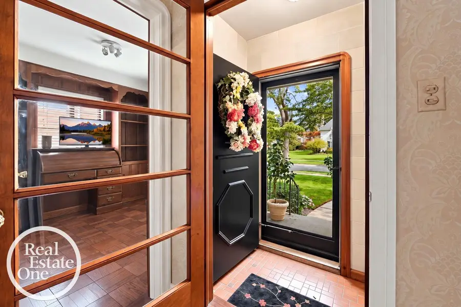 1257 Audubon RD, Grosse Pointe Park, MI 48230 - #3