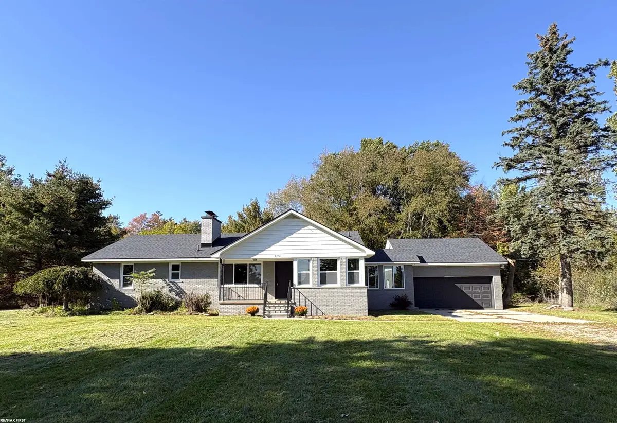 8760 Gratiot RD, Columbus, MI 48063 - #1