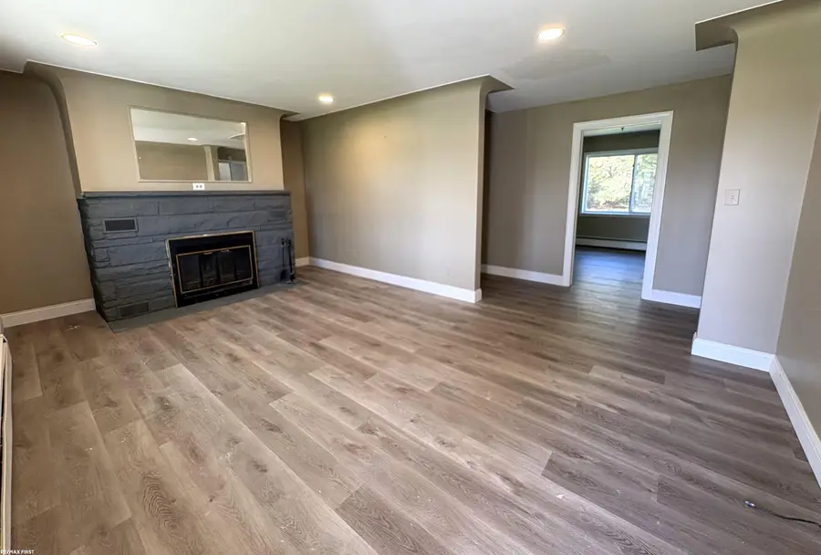 8760 Gratiot RD, Columbus, MI 48063 - #2