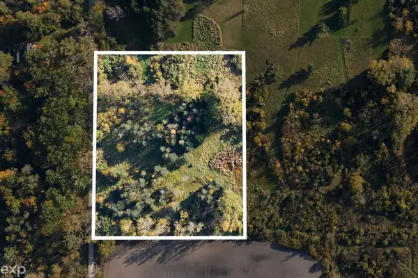 0000 Miller RD, Capac, MI 48014